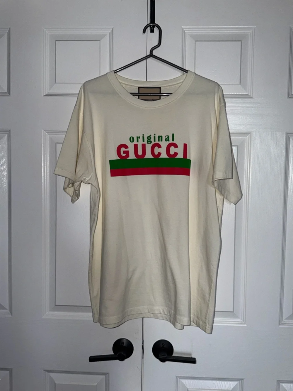 Gucci Cream Short-Sleeve Tee with Red & Green Logo